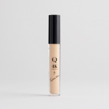 4K Concealer by Cristina Isac